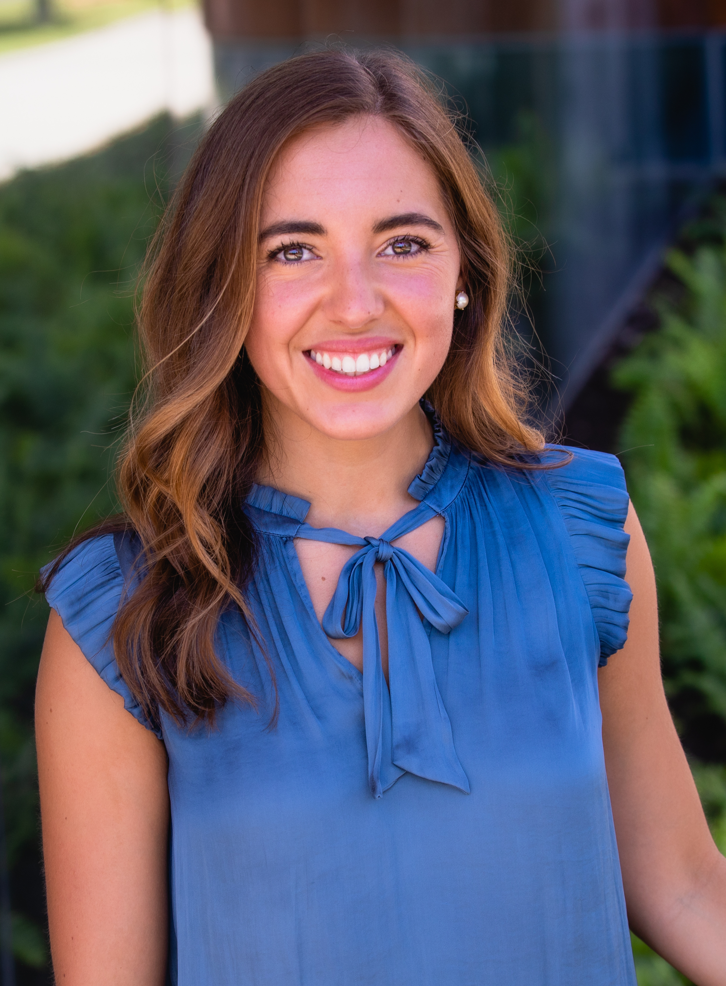 Dr. Rebecca Oliveira